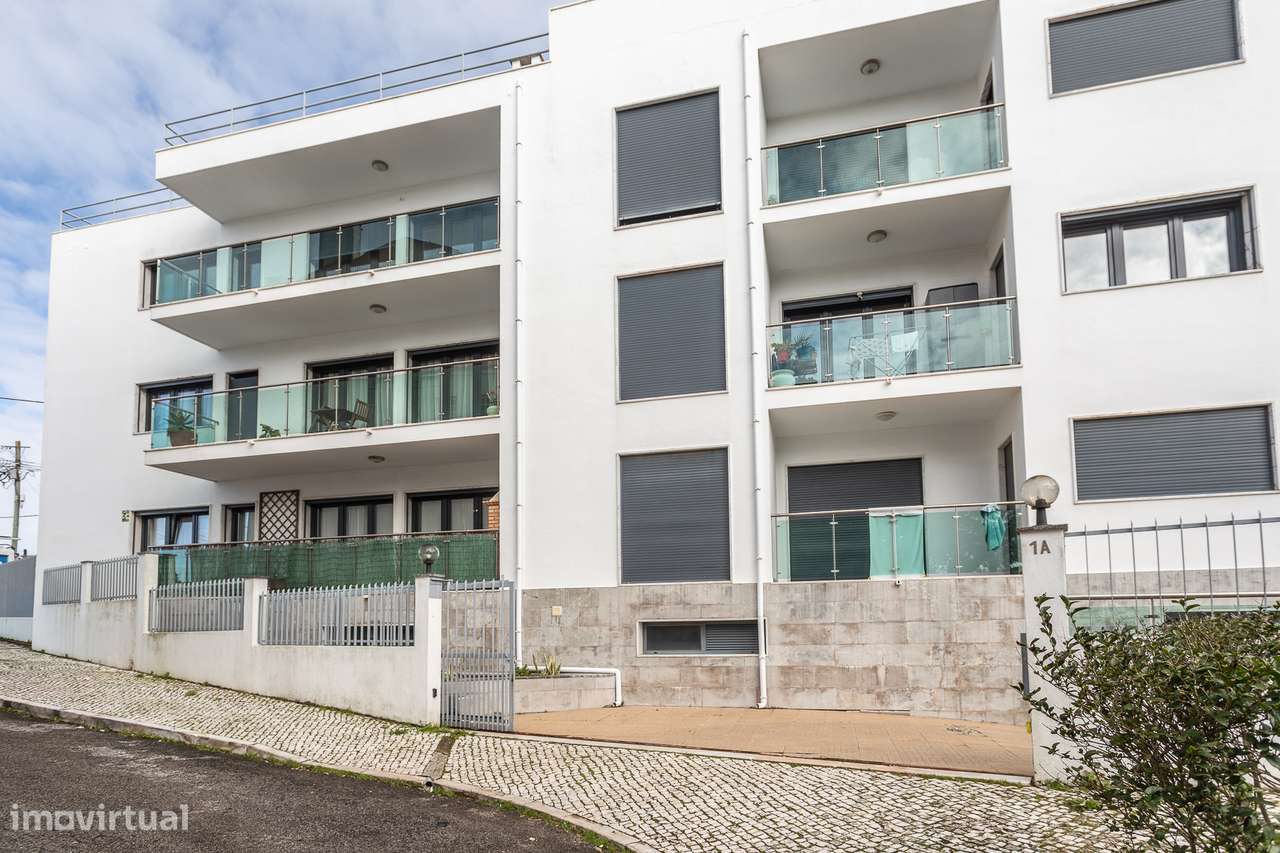 Apartamento T3 em Condomínio Privado – Abrunheira-33