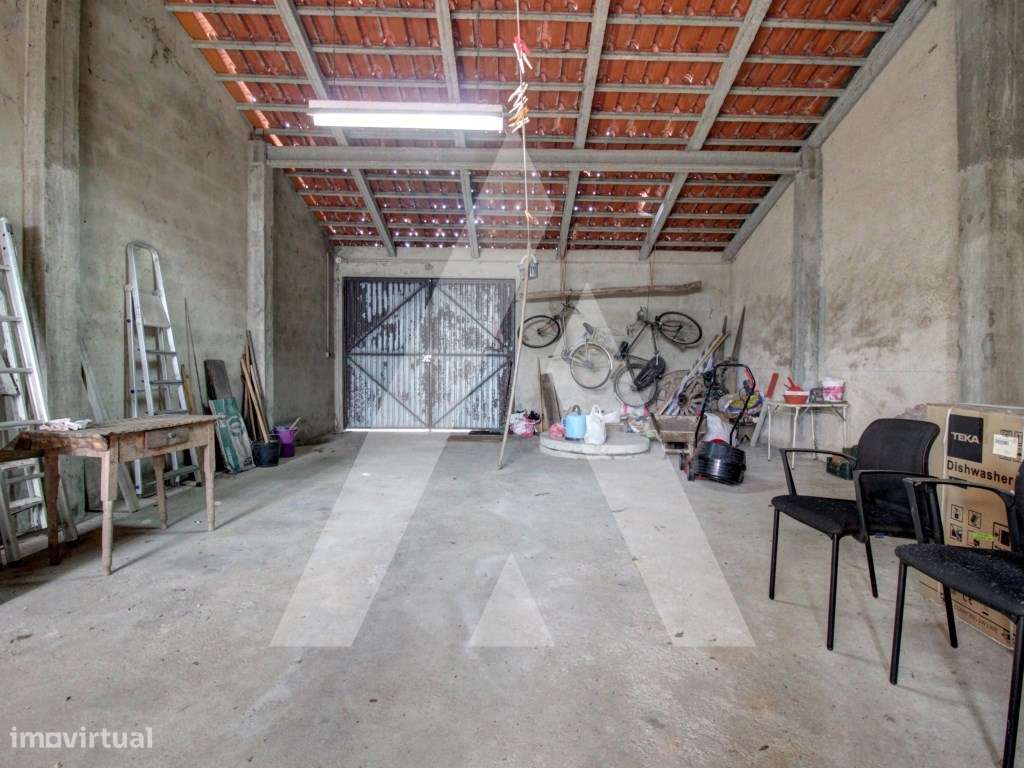 Moradia isolada em Oiã-34