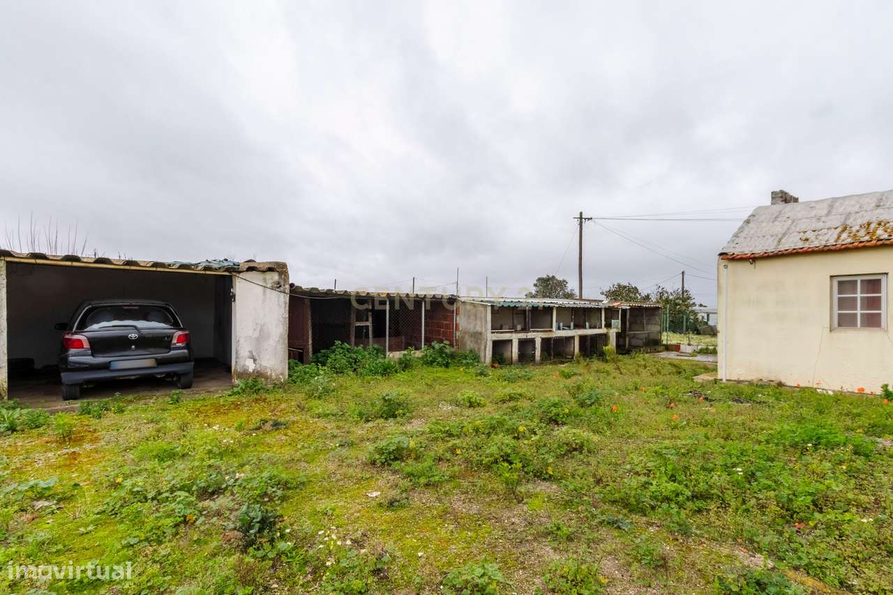 Moradia T2 para renovação | Lote 1.000 m² | São Francisco, Alcochete |-5