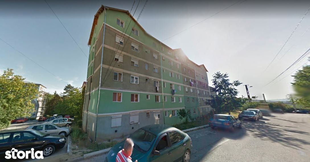 DEJ, Aleea Tomis, Apartament cu 3 camere 52 mp. ETAJ 3/4.