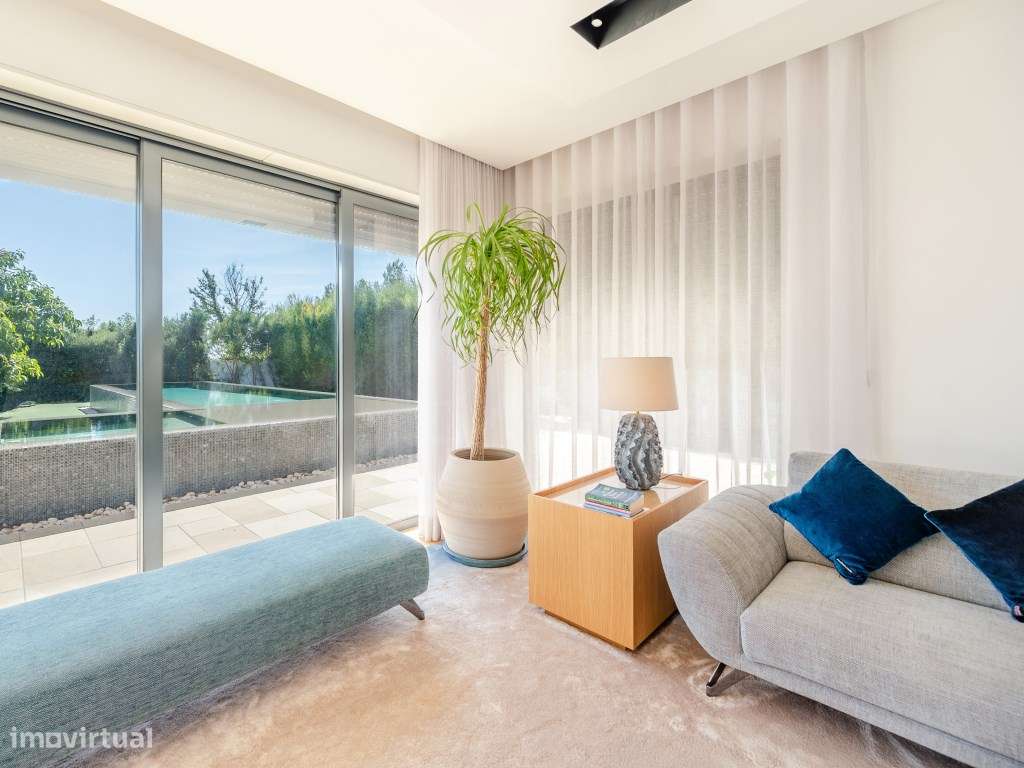 Moradia T8 c/Piscina | Queijas-12