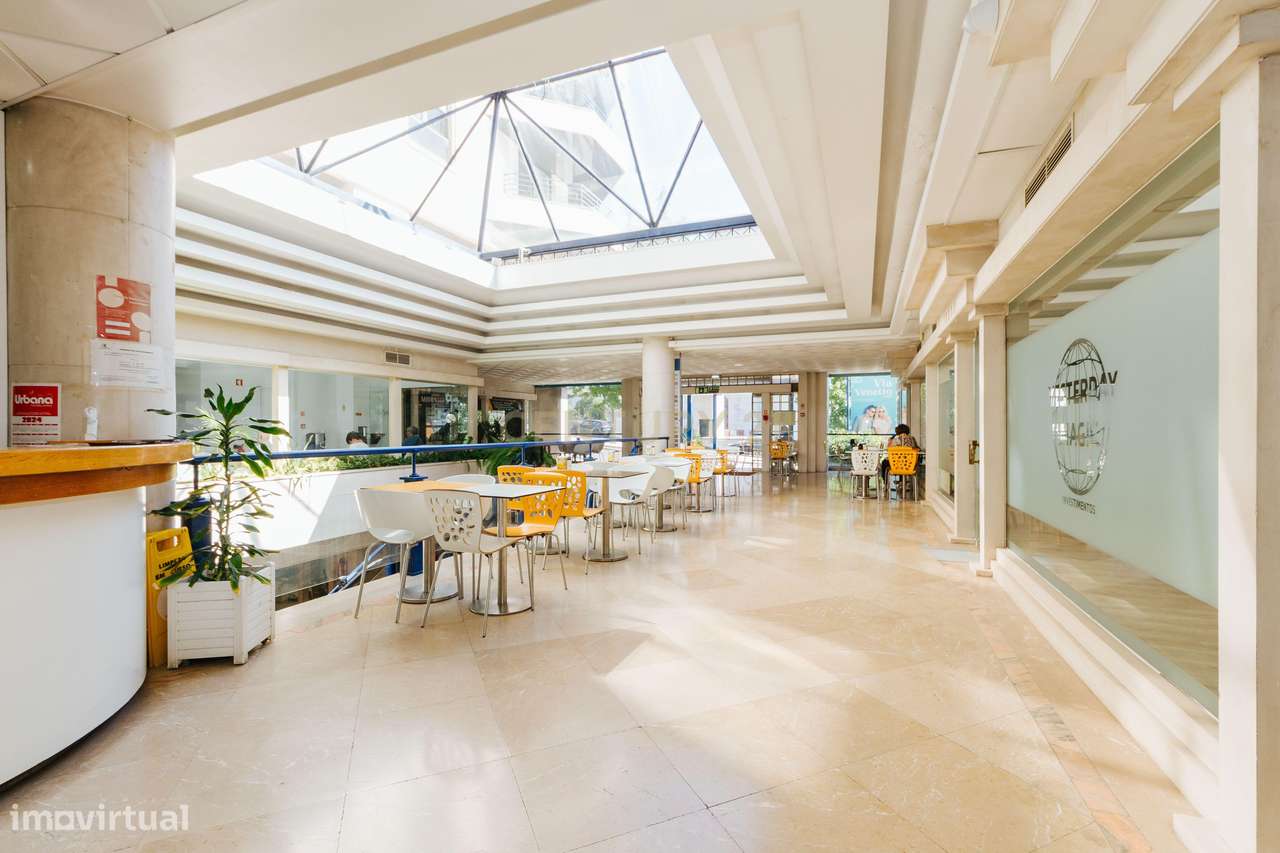 Trespasse de Espaço Comercial afeto a restauração/pastelaria na Avenid - Grande imagem: 4/18