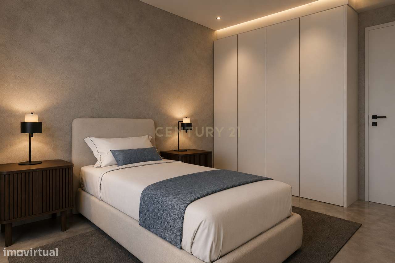 Moradia T4 de Luxo em Lavra com Piscina-16