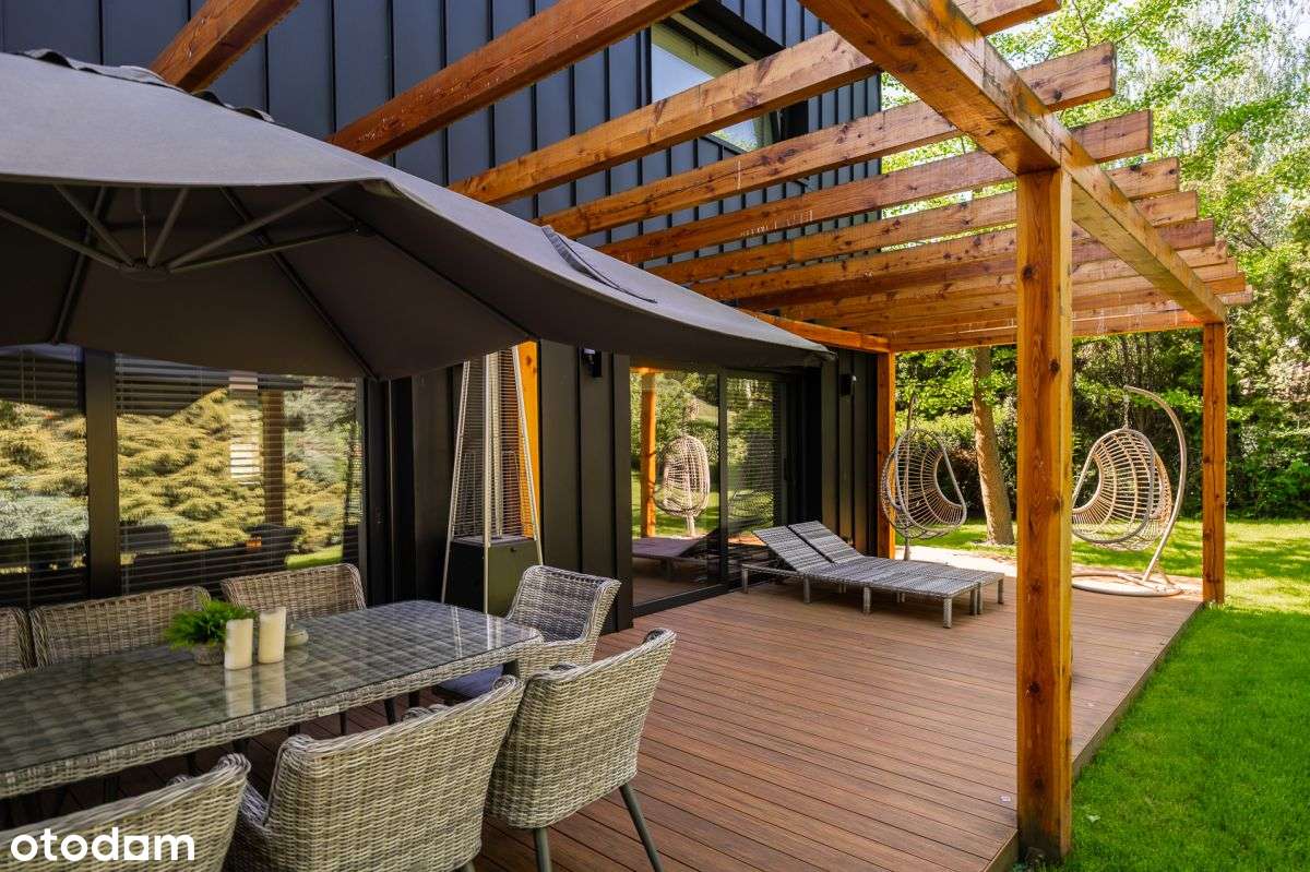 Dom z dużym ogrodem,  na granicy Woli Justowskiej.-4