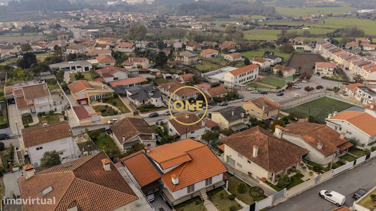 Moradia T1+ T3 em Vale S. Martinho - V.N. Famalicão-37