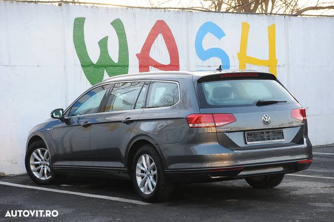 Volkswagen Passat Variant 2.0 TDI (BlueMotion Technology) Comfortline - 4