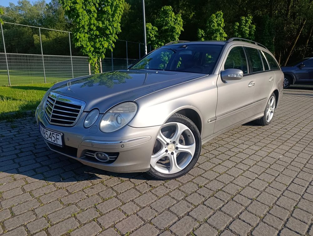 Mercedes-Benz E W211 2005