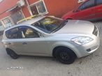 Planetara dreapta Kia Ceed 1.4 benzina - 1