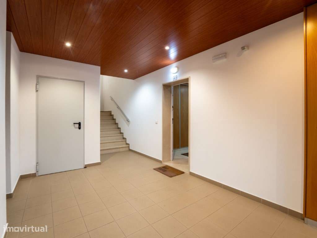 Excelente apartamento T3 com vista mar na Nazaré-25