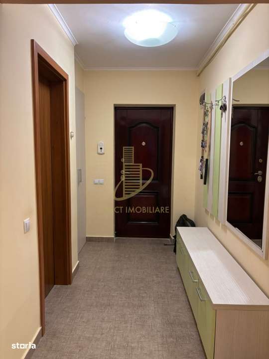 Apartament de 3 camere, decomandat, 70 mp., zona Calea Moldovei-10