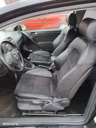 Volkswagen Golf VI 2.0 TDI Comfortline - 30