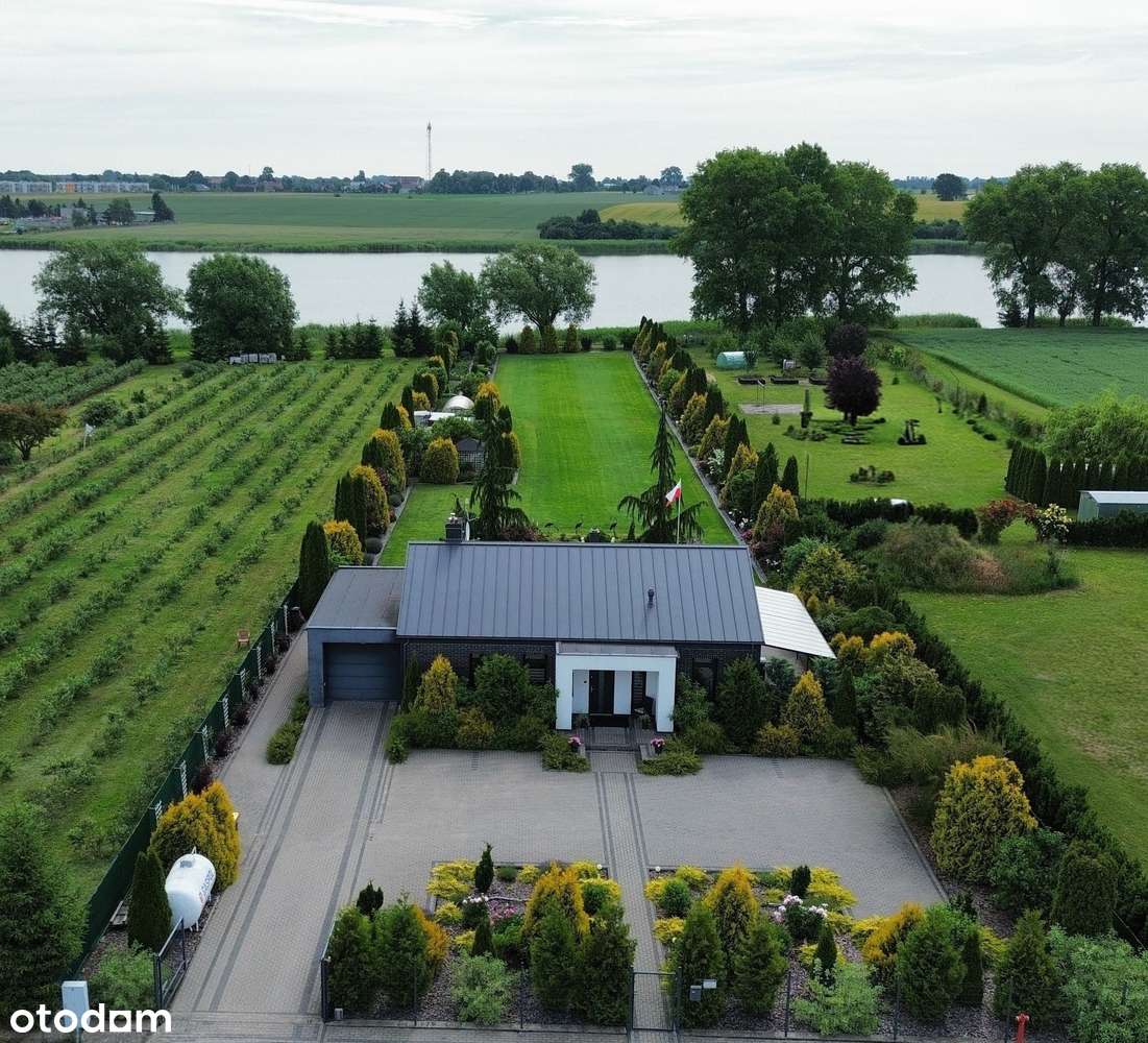 DOM NAD JEZIOREM - WIELKOPOLSKIE