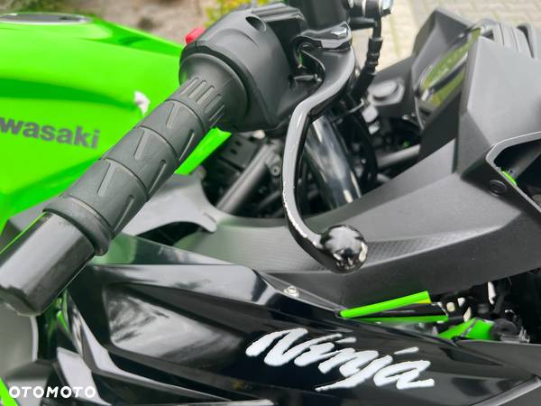 Kawasaki Ninja 400 - 26