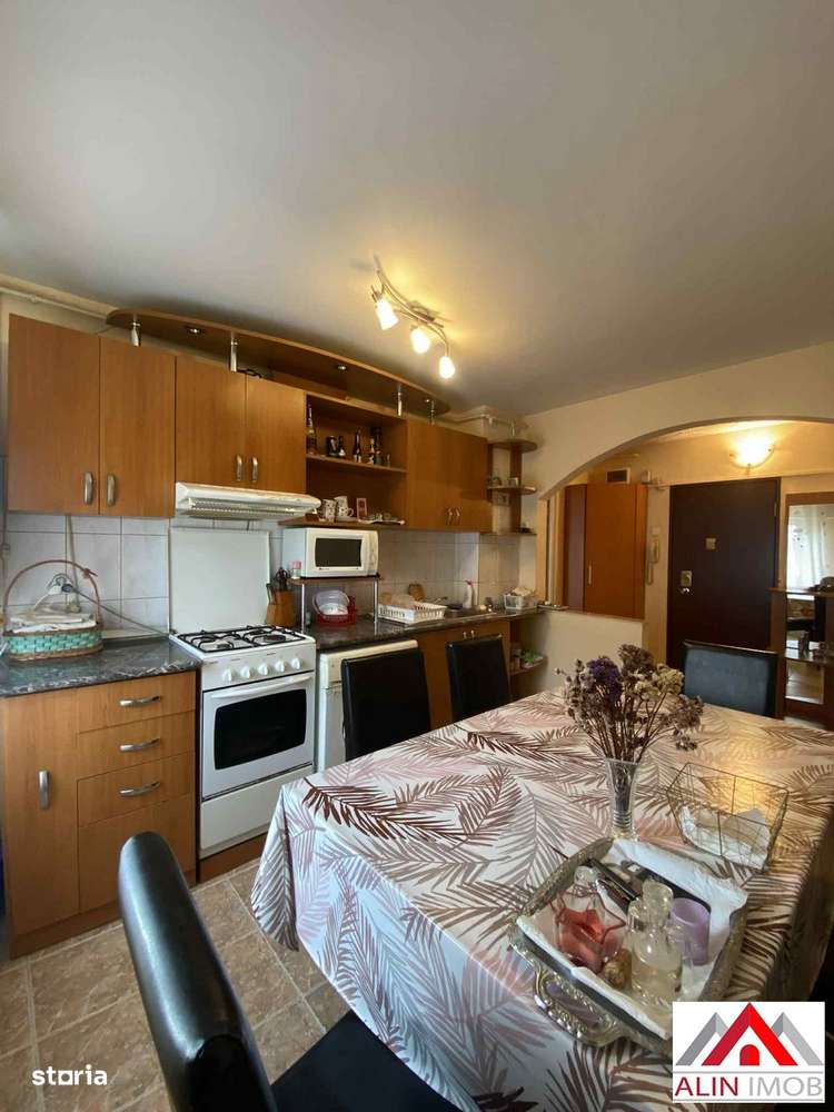 Ap.2 camere,Carpati 2-9