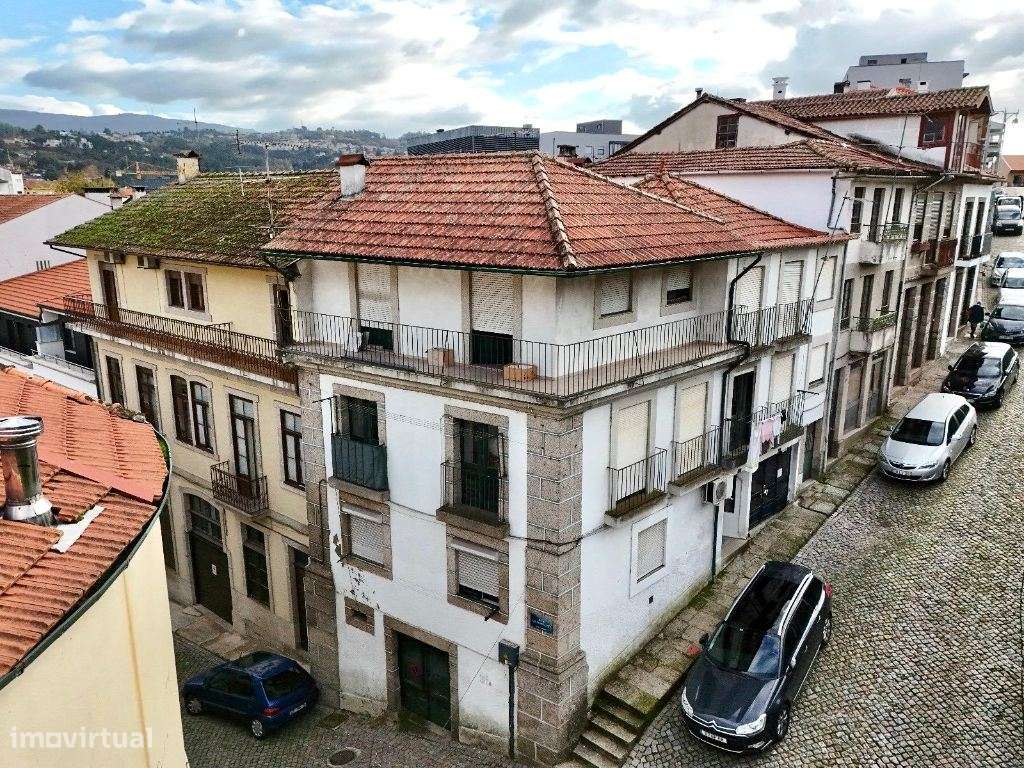 Prédio no Centro Histórico de Amarante  Localização Premium - Grande imagem: 3/11