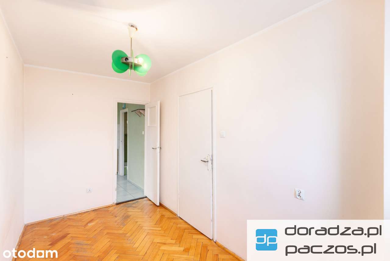 W Rynku/ 37,5 m2/ Loggia / Duża Piwnica/ Opcja 3 Pokoi / Zadbany Blok-6