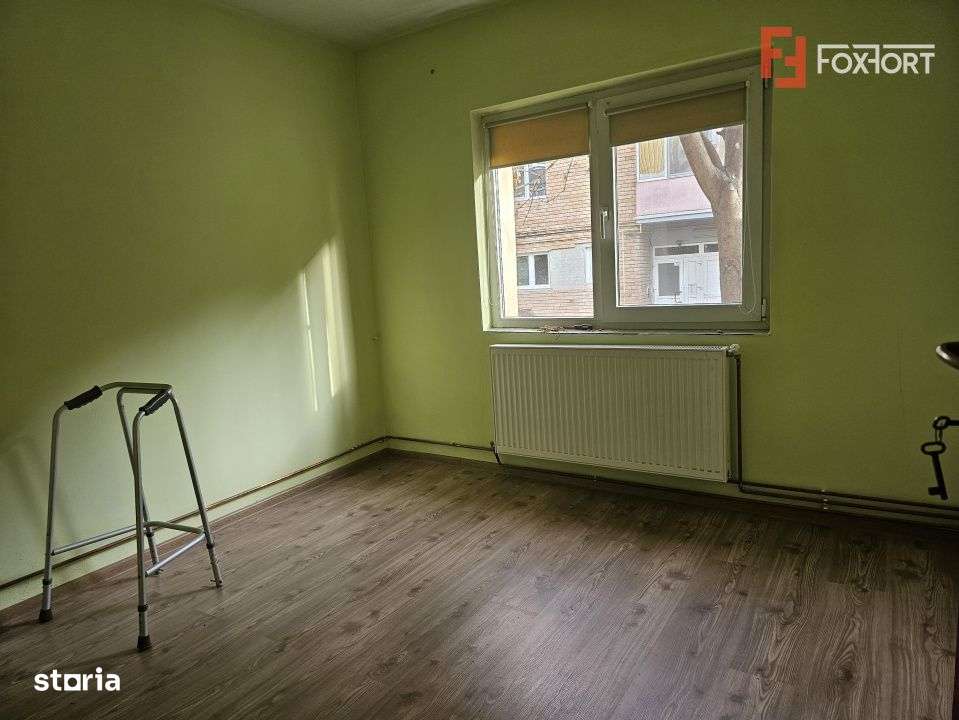 Apartament cu 3 camere, decomandat cu vedere pe 3 parti - zona Miorita-9