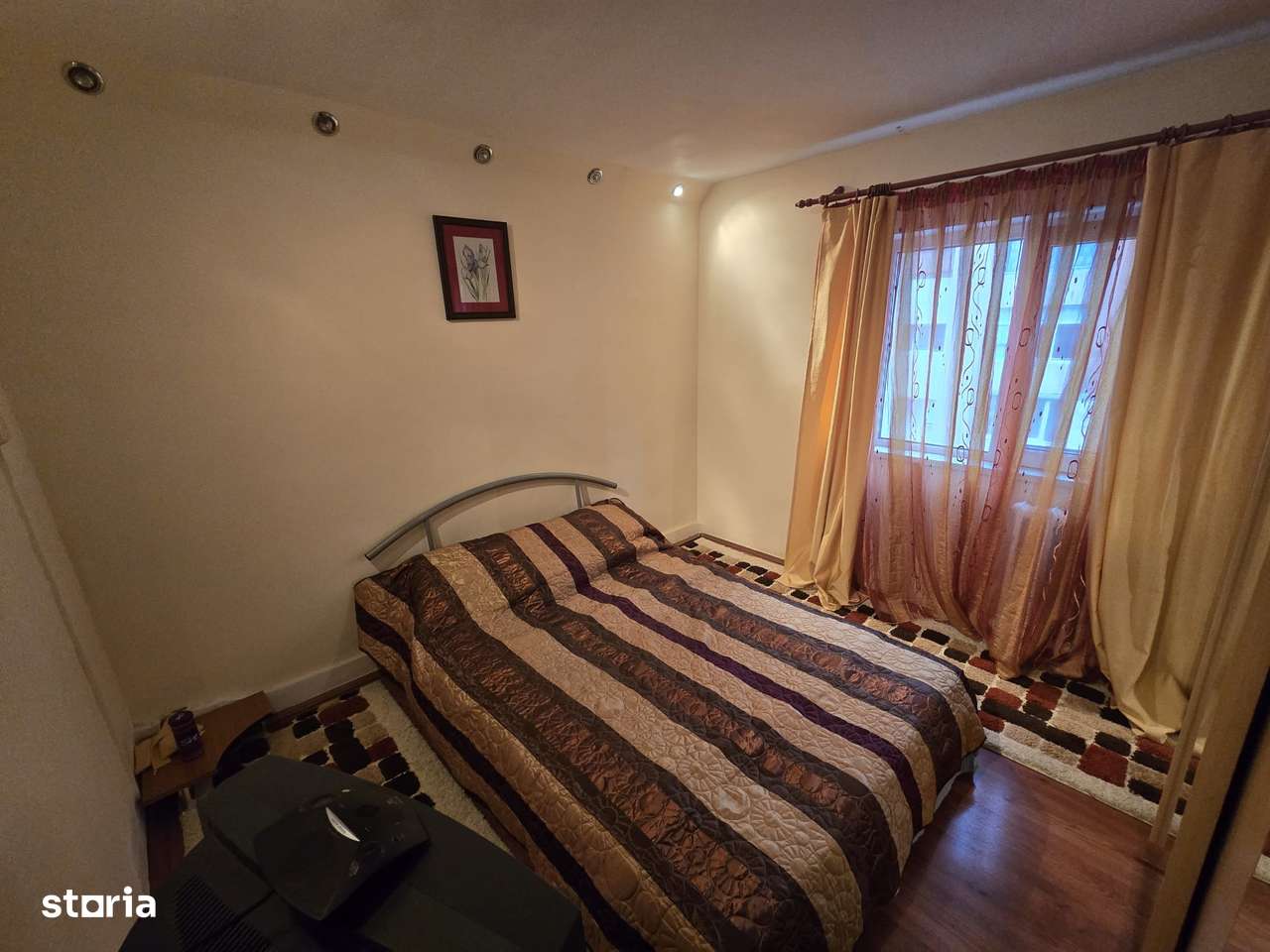 Reșița, apartament 4 camere, 98 mp, etj. 2, Govândari, zona Micro IV-7