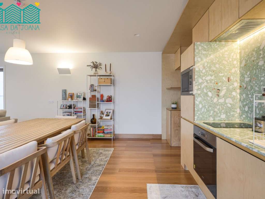Apartamento T3 Duplex com Lugares de Garagem em Aveiro - Grande imagem: 4/35