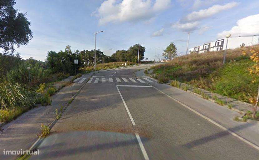 Terreno em Leiria, Leiria - Grande imagem: 3/8