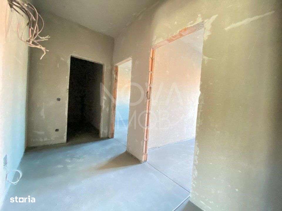 Apartament cu 1 camera, lift, boxa, loc de parcare - Zona Pictor Brana - Imagine principală: 4/7