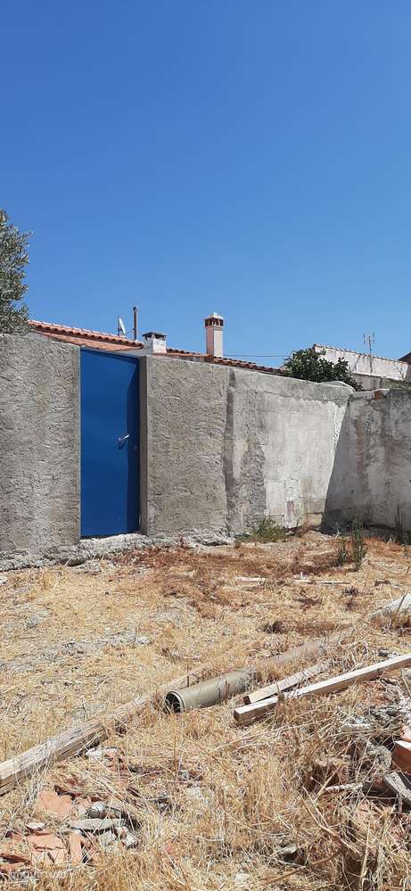 Oportunidade no coração do Alentejo! Moradia térrea T4 em Safara! Uma-42