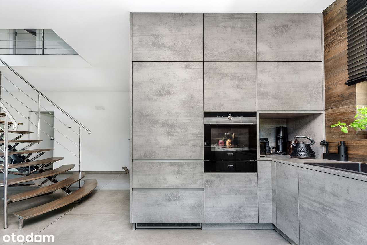 Piękny dom na 55 arach z prywatnym lasem-7