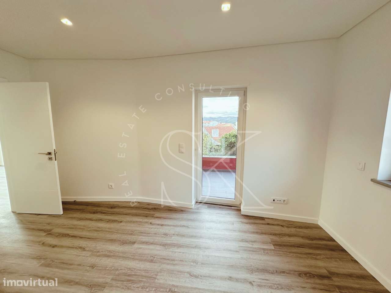 Moradia T3 totalmente renovada-23