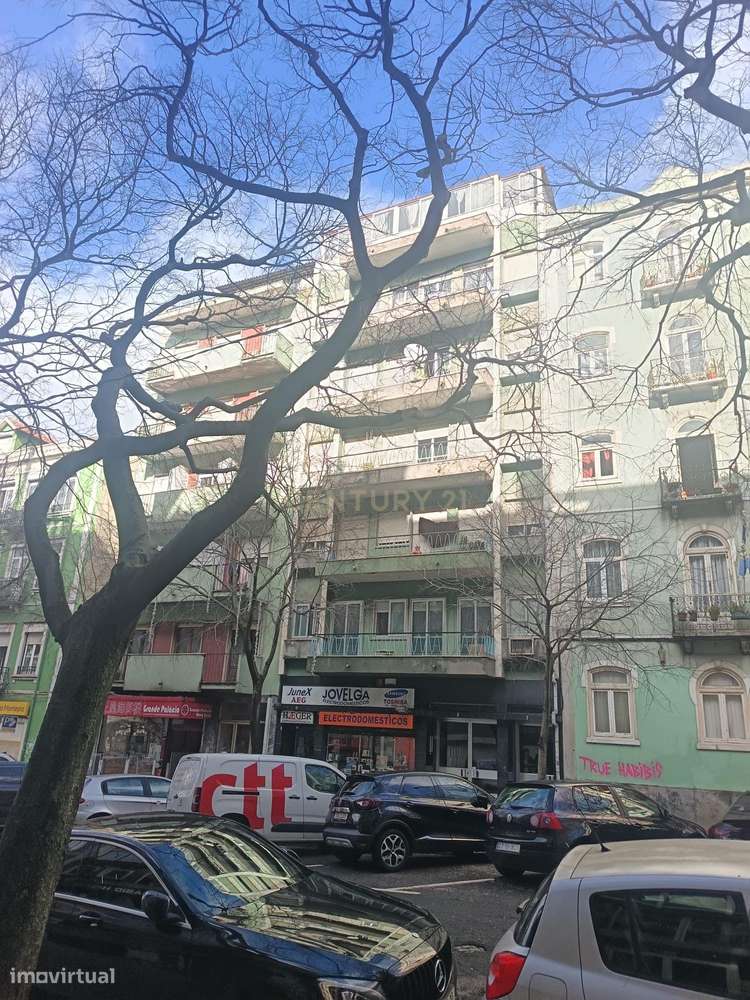 Loja com Cave e Grande Visibilidade na Rua Pascoal de Melo, Arroios - Grande imagem: 4/13