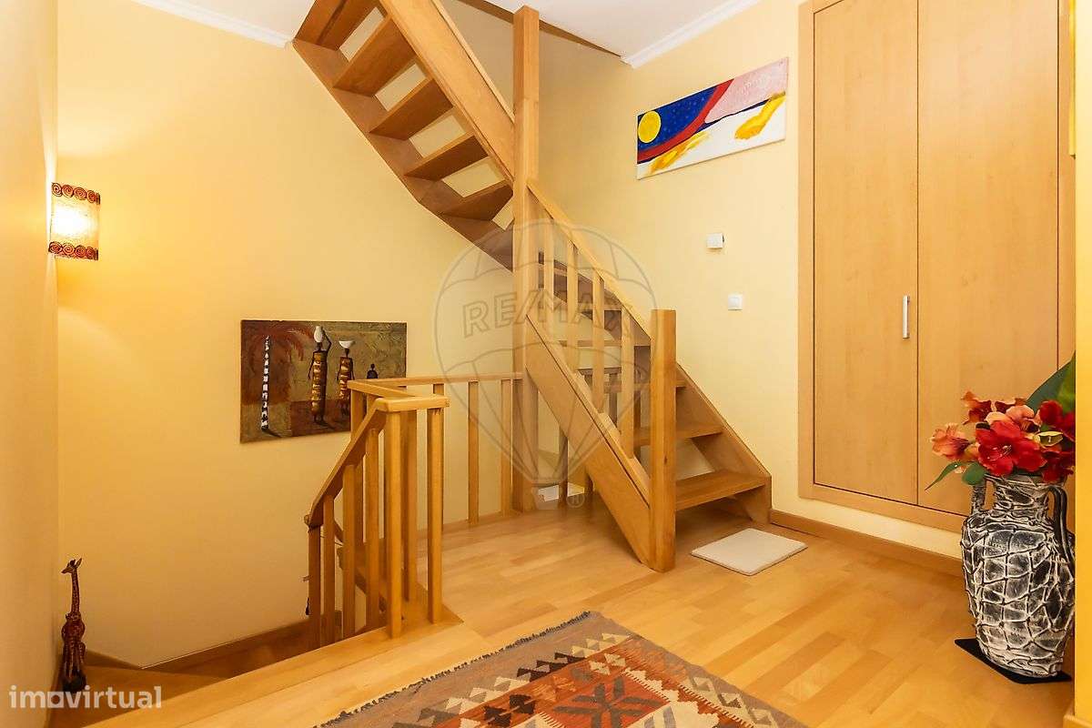 Moradia T4 à venda em Seixal-18