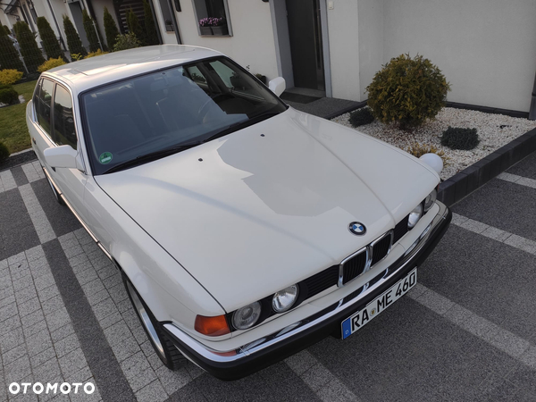 BMW Seria 7 730i - 2