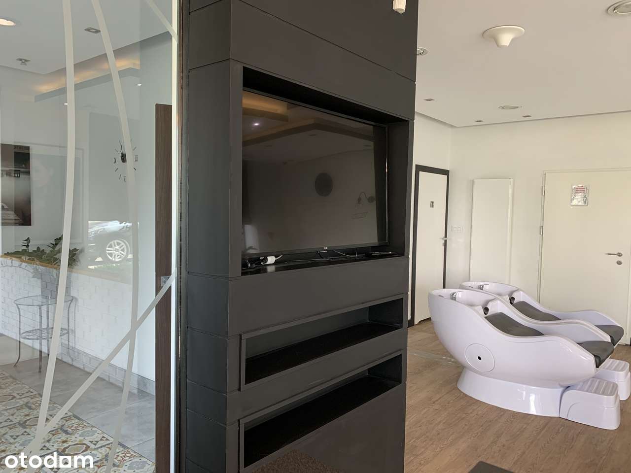 BEZ PROWIZJI !!! Obozowa-narożny lokal 88,5m2-2wejścia-klimatyzacja-8