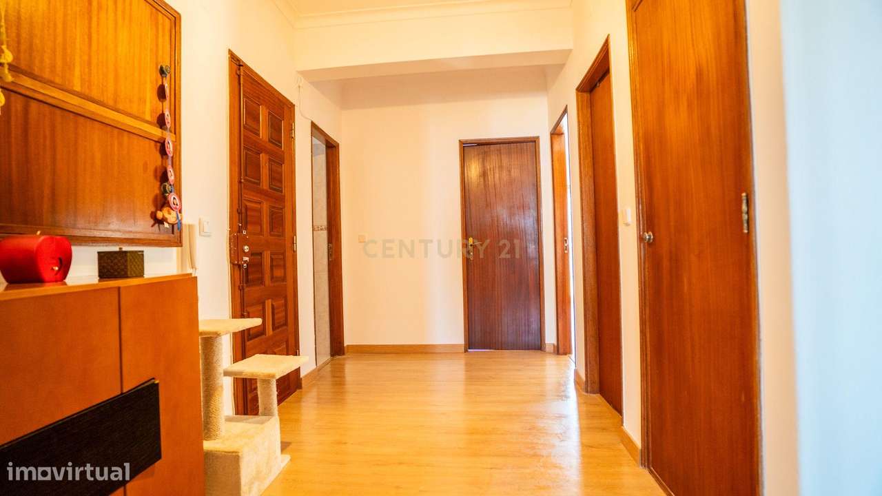 Apartamento T3 São João da Talha-13