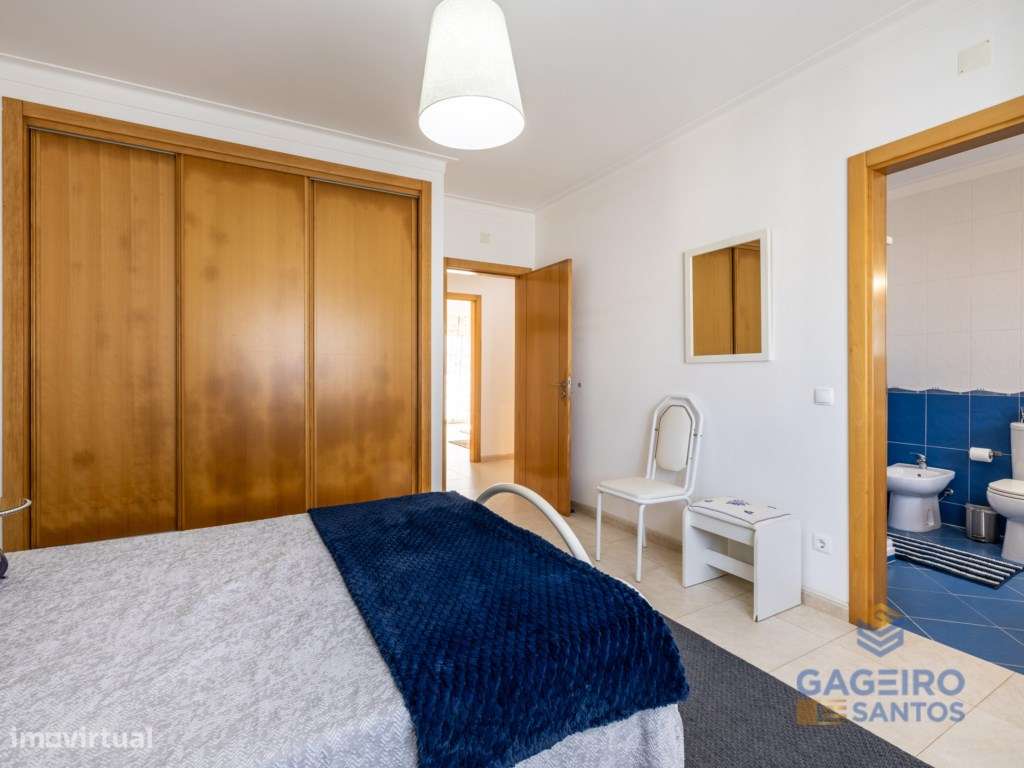 Moradia Independente T4 +1 em São Martinho do Porto-28