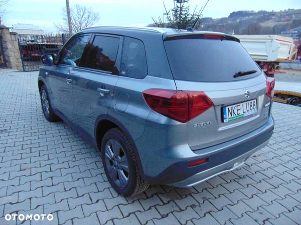 Suzuki Vitara 1.0 Boosterjet Premium 4WD - 29