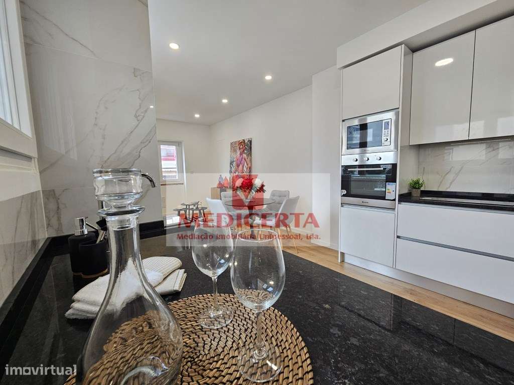 Benfica - Portas Benfica T3 Remodelado/Equipado/Mobilado-7