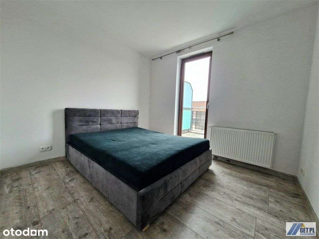 3 pokoje plus 50m2 tarasu z widokiem na południe-4