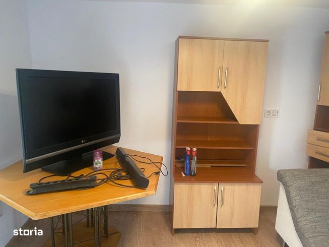 Casa traditionala renovata + anexe si gradina, Telesti, Gorj-4