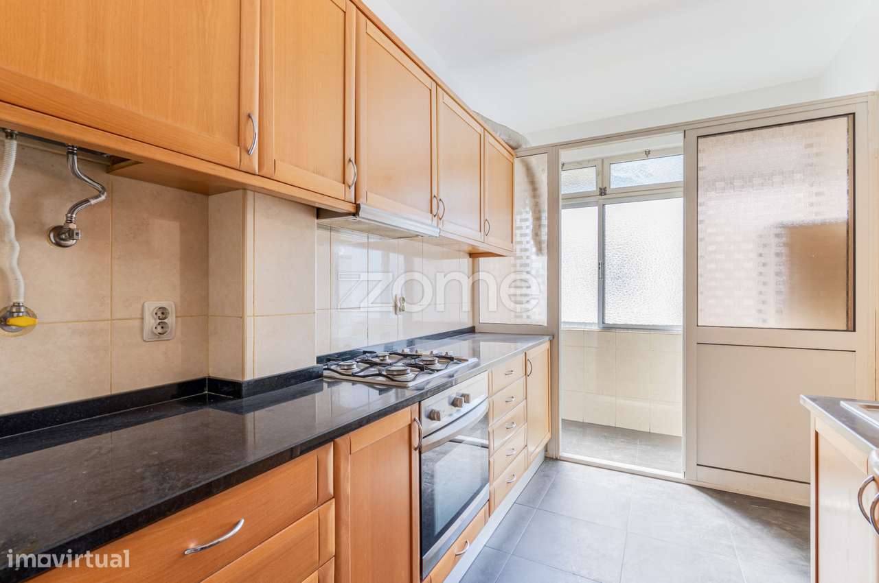 Apartamento T2 I Centro Do Funchal I Excelente Oportunidade