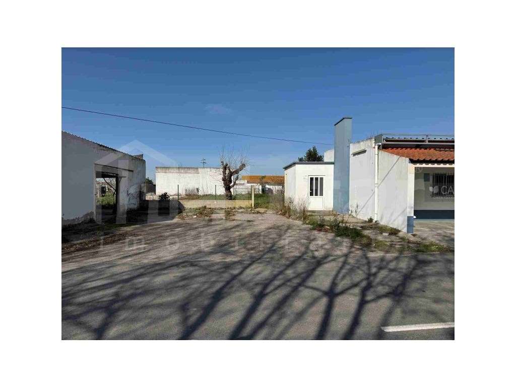 Excelente Oportunidade de Investimento - Imóvel com 3 Utilizações-7