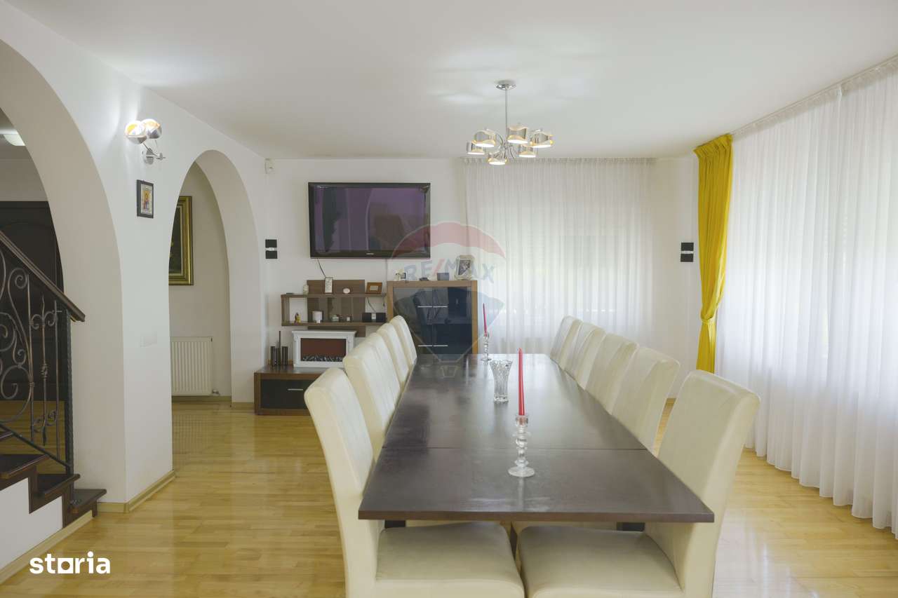 Casă cu piscină și teren de tenis – Girov, 10 min de Piatra Neamț - Imagine principală: 1/20