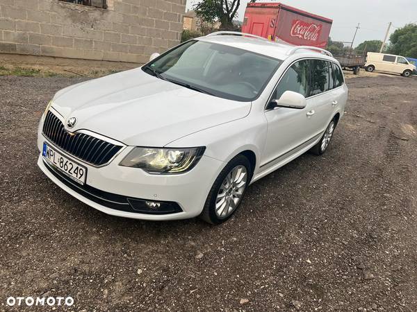 Skoda Superb 2.0 TDI 4x4 Ambition DSG - 1