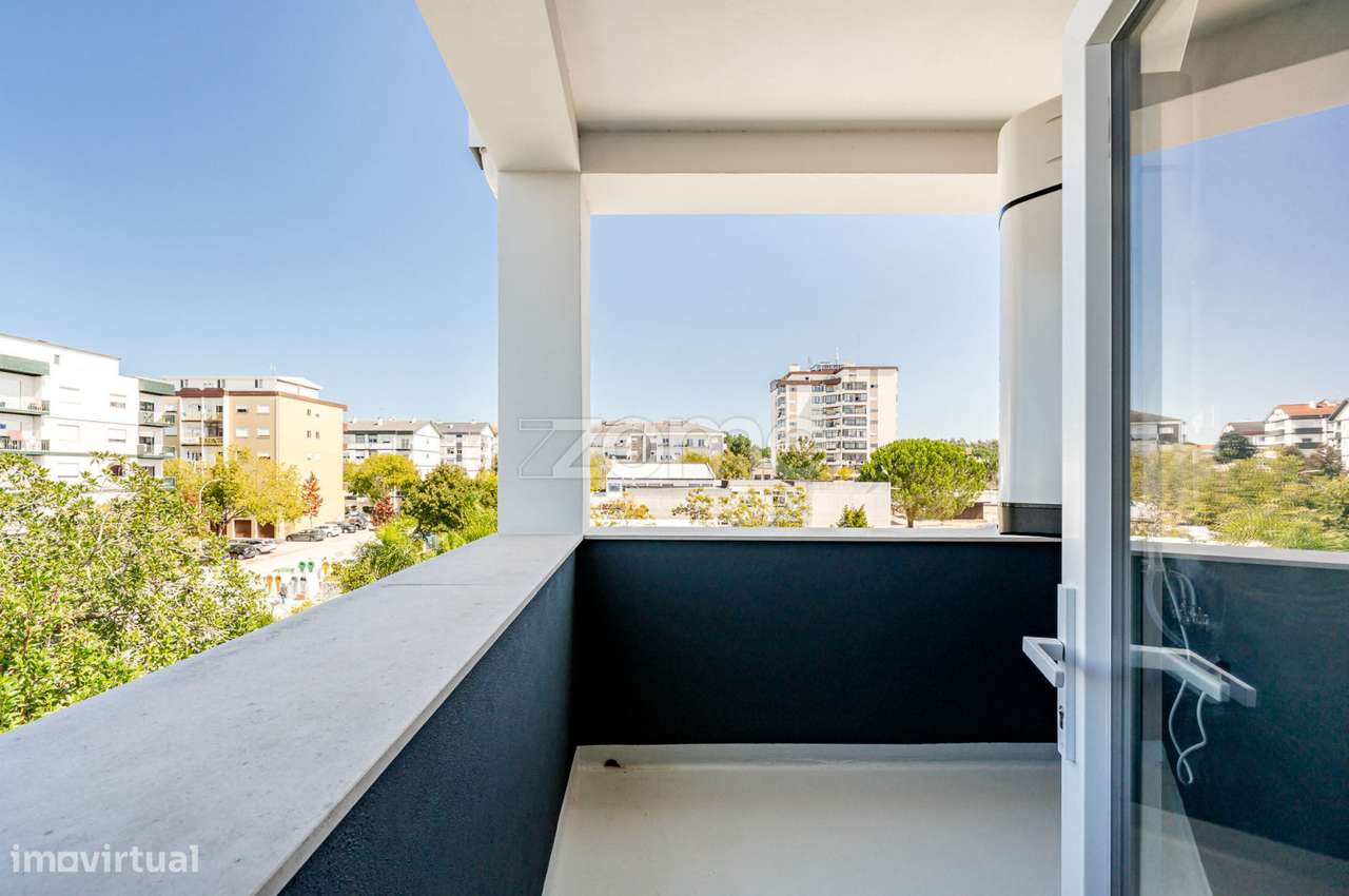 Prédio com 17 unidades habitacionais no centro de Leiria-29