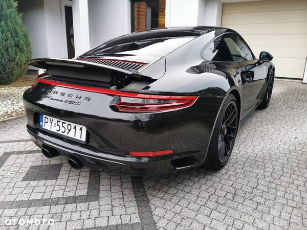 Porsche 911 Carrera 4 GTS PDK - 5