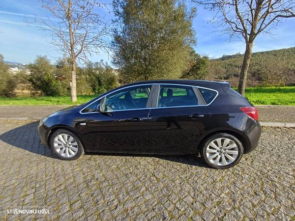 Opel Astra - 1