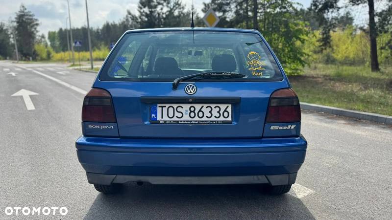 Volkswagen Golf - 12