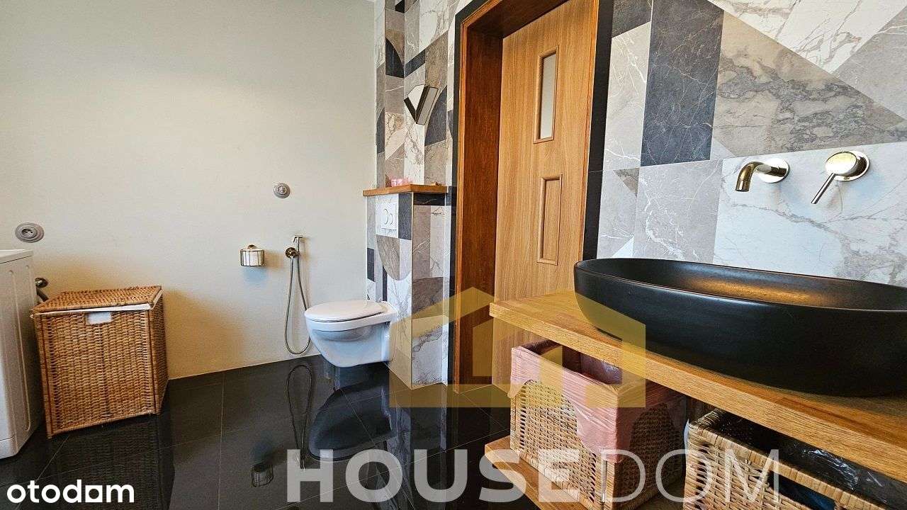 Wyjątkowy dom na sprzedaż–WOJSZYN, pow.puławski-8