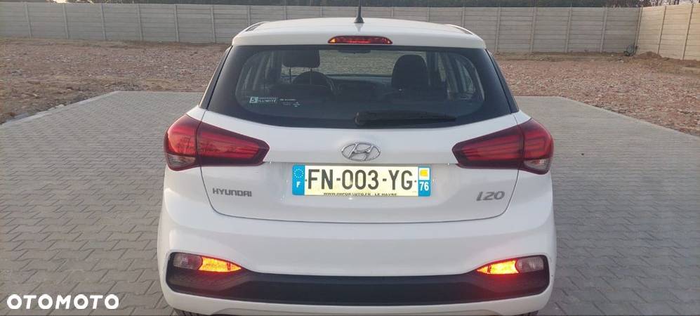 Hyundai i20 1.2 - 8