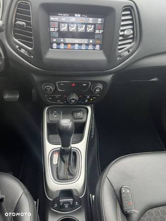 Jeep Compass - 18