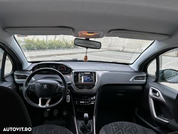 Peugeot 2008 1.6 e-HDi FAP STT Access - 5